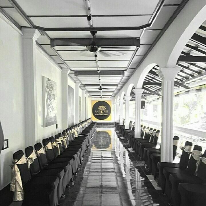 雨树精品别墅及画廊旅馆 日惹 外观 照片